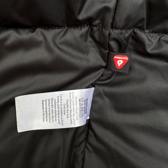 Everlane ReNew Short Parka Coat Jacket, Black, Large - Picture 13 of 16